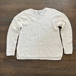 Knox Rose Soft White V-Neck Sweater